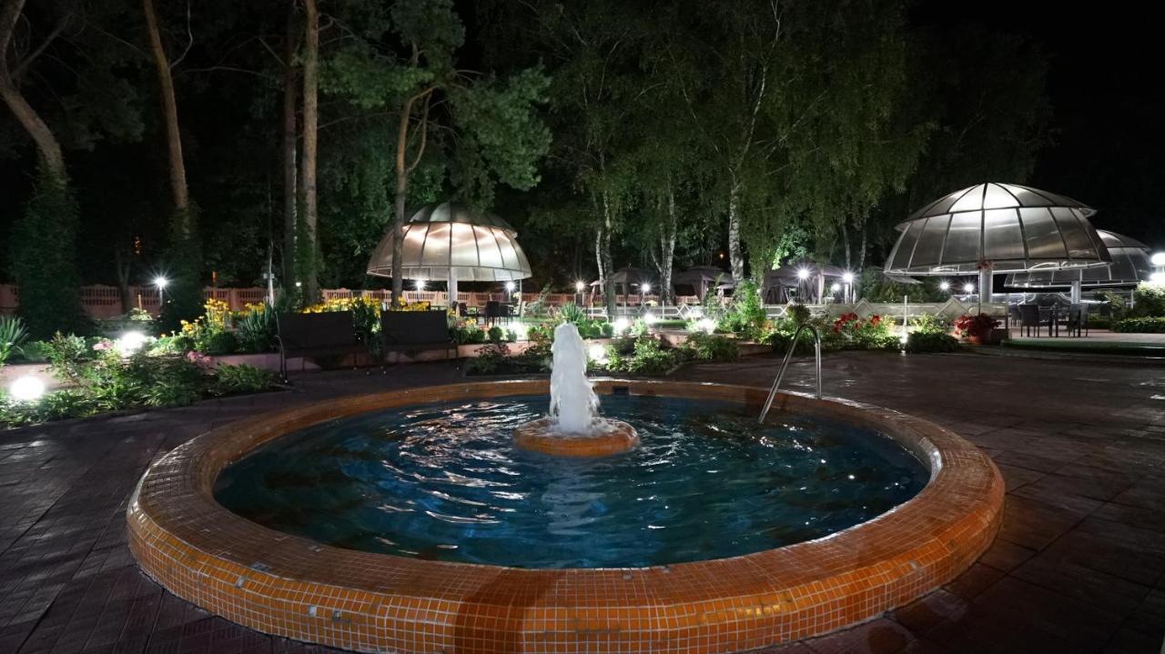 חארקיב Mercury Hotel מראה חיצוני תמונה