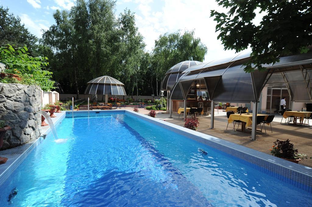 חארקיב Mercury Hotel מראה חיצוני תמונה
