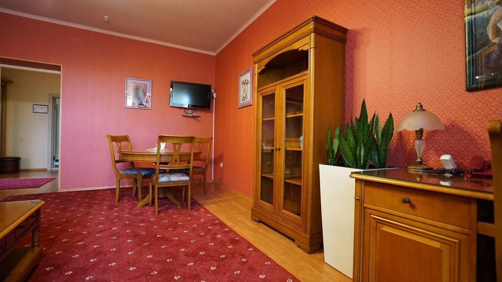 חארקיב Mercury Hotel מראה חיצוני תמונה