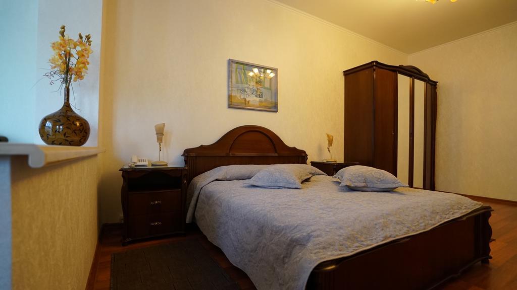 חארקיב Mercury Hotel מראה חיצוני תמונה