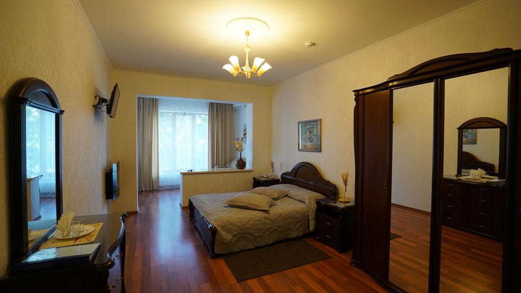 חארקיב Mercury Hotel מראה חיצוני תמונה